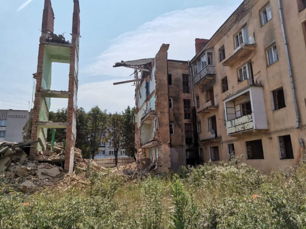 ЩО РОБИТИ, ЯКЩО ТРАПИВСЯ ЗАВАЛ У ЗРУЙНОВАНОМУ БУДИНКУ